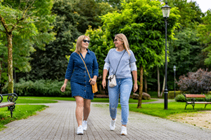 nature-based therapy with a qualified psychologist